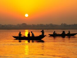 naviguer sur un fleuve en Inde