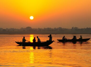 naviguer sur un fleuve en Inde